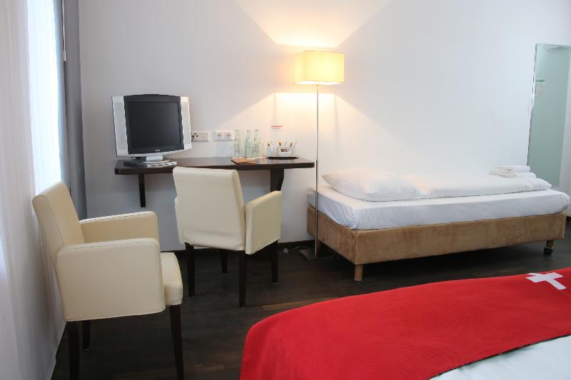 اتاق استاندارد سه نفره, Helvetia Hotel Munich City Center