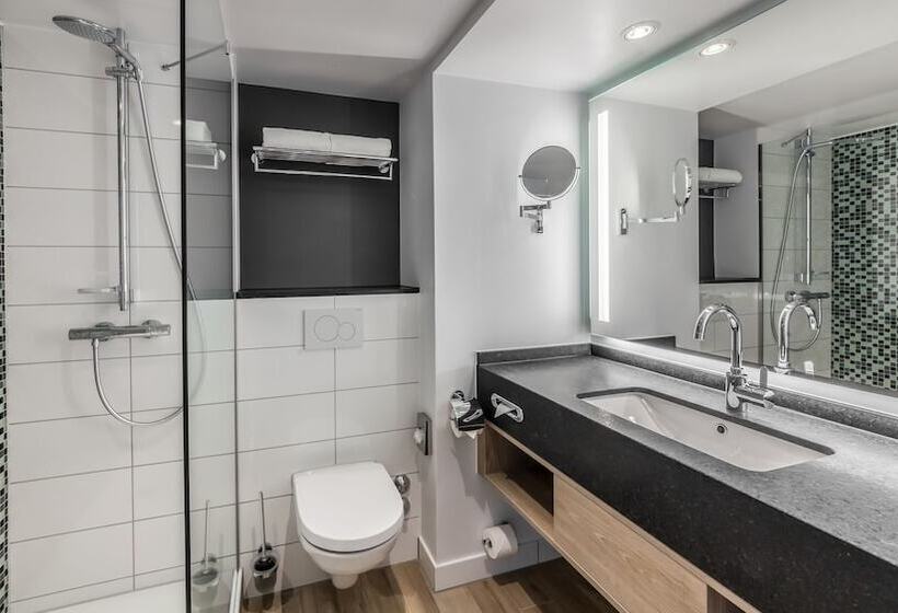 اتاق استاندارد, Holiday Inn Munich City Centre, An Ihg