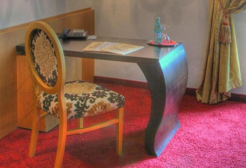 اتاق استاندارد یک نفره, Klostergasthof Raitenhaslach