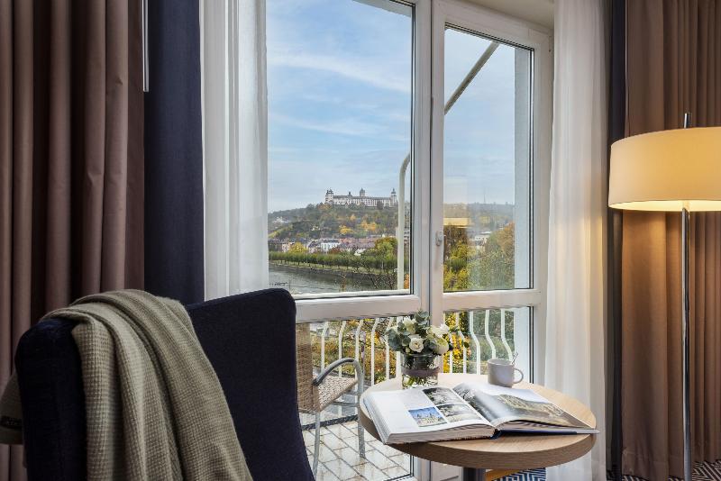 Номер Superior, Maritim Hotel Würzburg