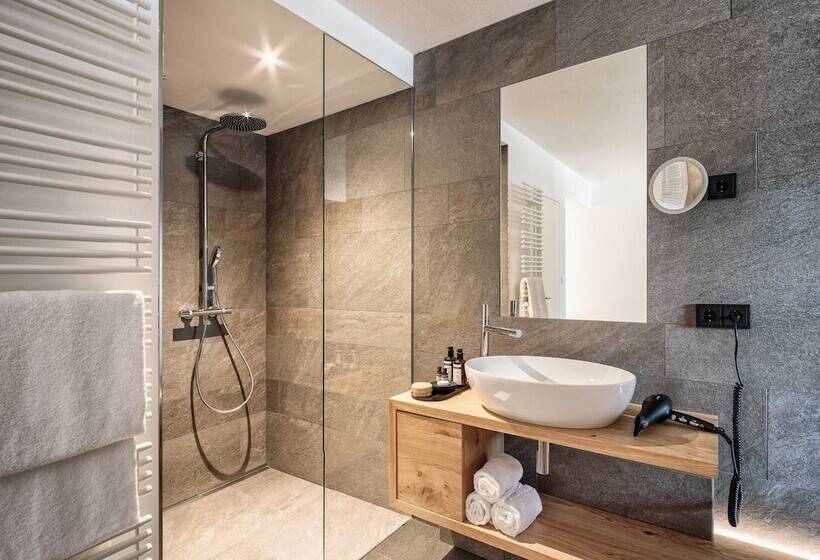 Номер Deluxe, Romantik Hotel Hirschen