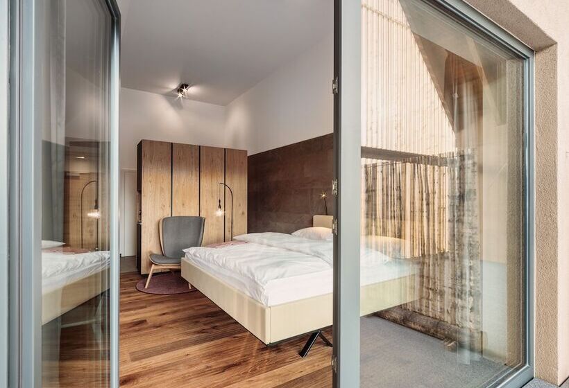 Номер Deluxe, Romantik Hotel Hirschen