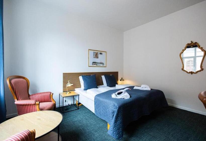 Номер Стандарт, Milling Hotel Windsor