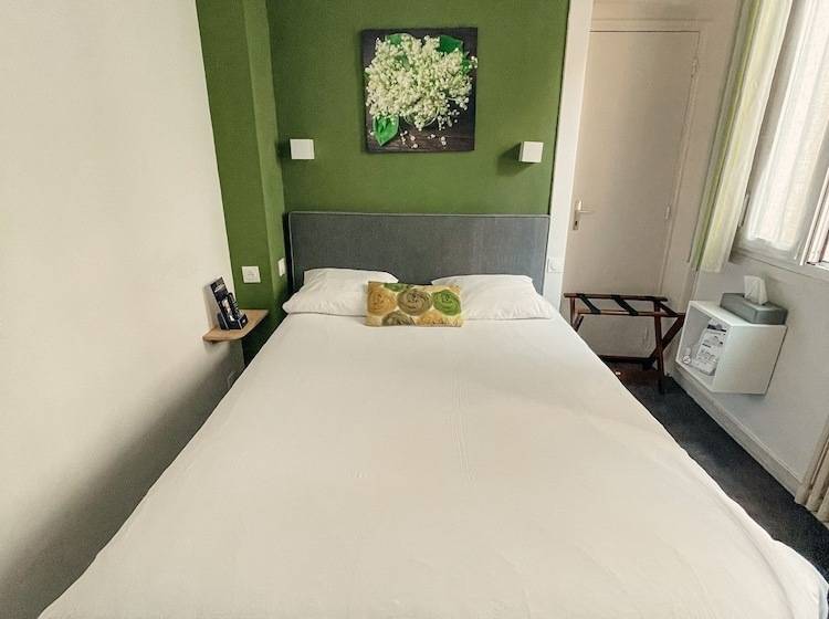 اتاق خانوادگی, Garden Hotel Rennes Centre Gare