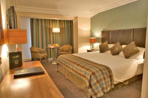 اتاق استاندارد یک نفره, Greenhills Hotel Limerick