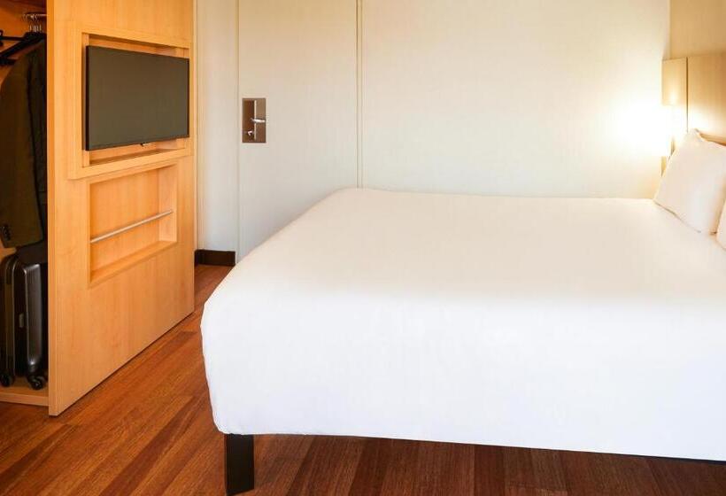 Трехместный Номер Superior, Ibis Marseille Centre Gare Saint Charles