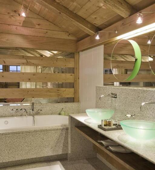 اتاق لوکس, Le Hameau Albert 1er