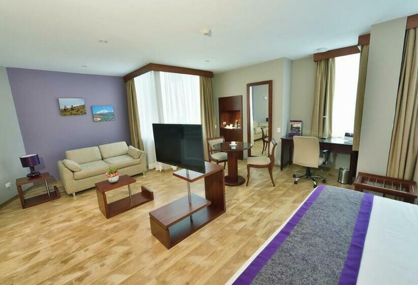 수피리어 스위트, Mercure Alameda Quito