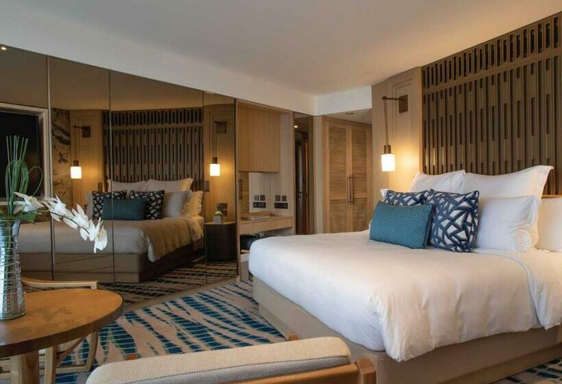 Номер Deluxe Вид на Море, Jumeirah Beach Hotel Dubai