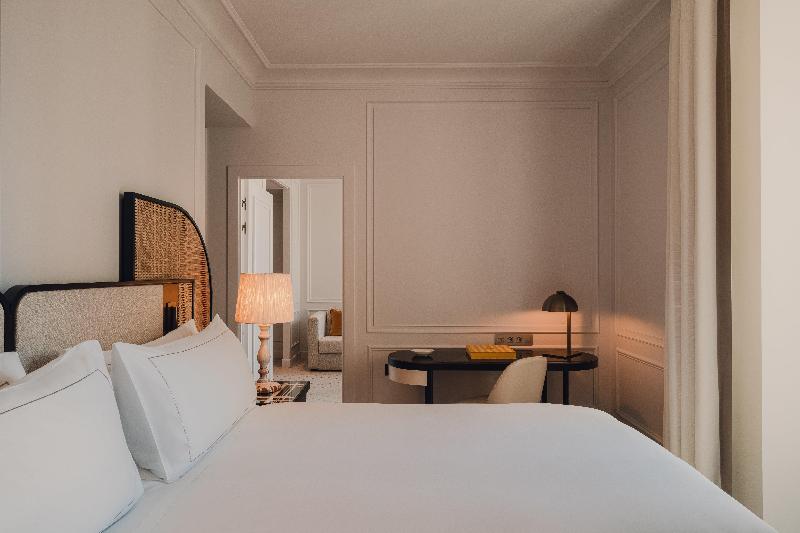 가든 전망 스위트, Carlton Cannes, A Regent