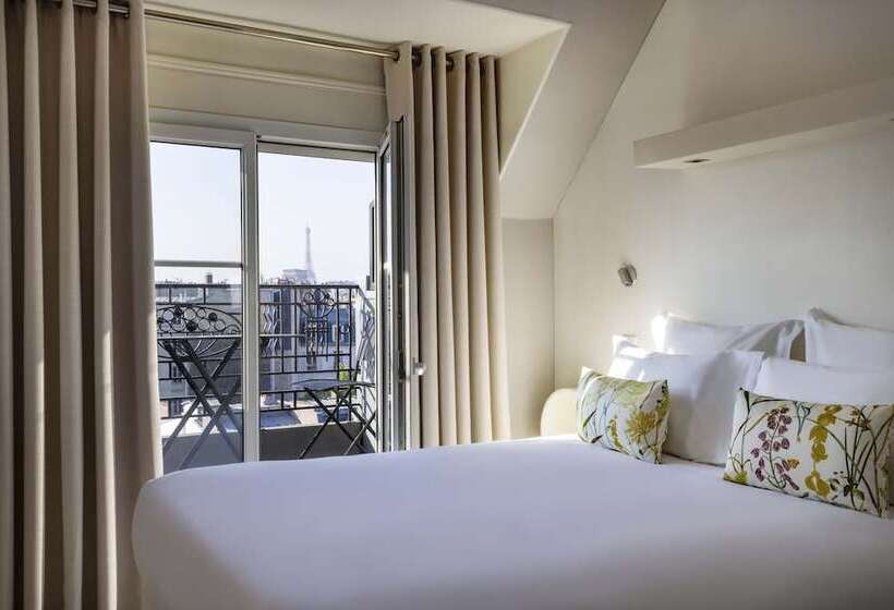 اتاق لوکس با چشم‌انداز, Hôtel De Banville