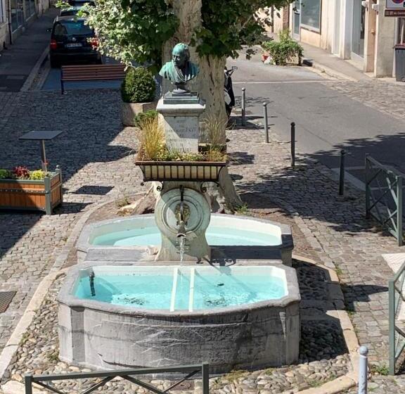 اتاق استاندارد یک نفره, Hôtel De France
