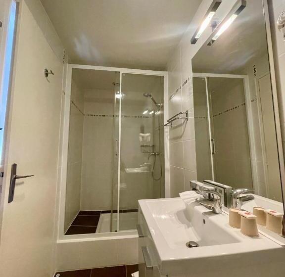 اتاق استاندارد یک نفره, Hôtel De France