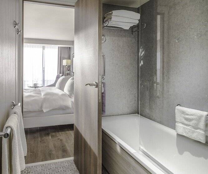 스탠다드 룸, Radisson Blu Hotel Nice