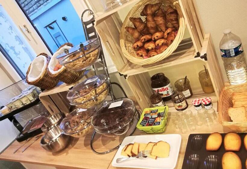 Номер Стандарт, Logis Hôtel Restaurant La Coupe D Or