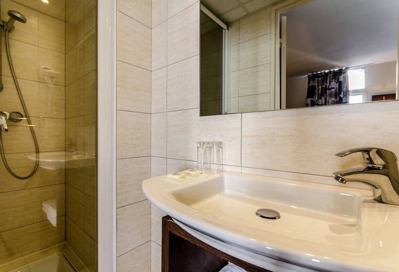Quarto Individual Basic, Croix Des Bretons  Lourdes Pyrenees