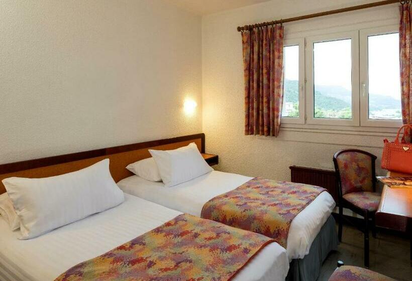 Номер Стандарт Вид на Озеро, Logis Hotel Eden Lac