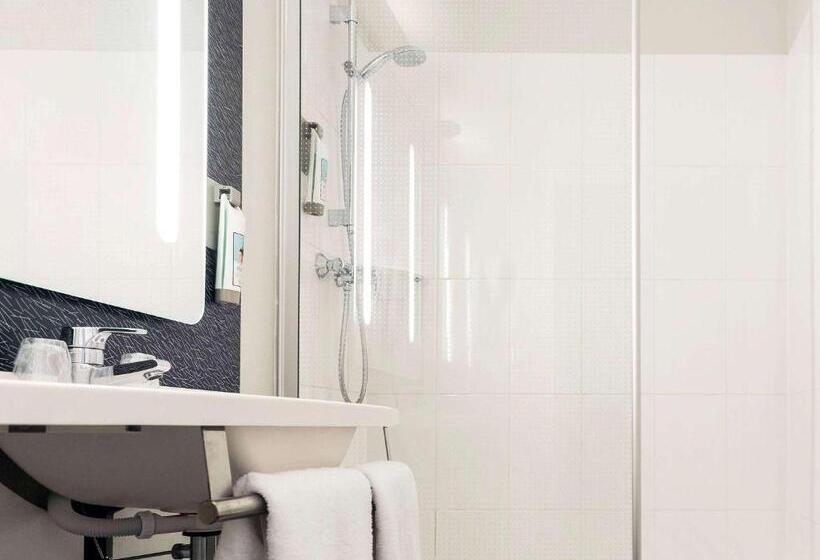 Номер Стандарт, Ibis Laval Le Relais d'Armor