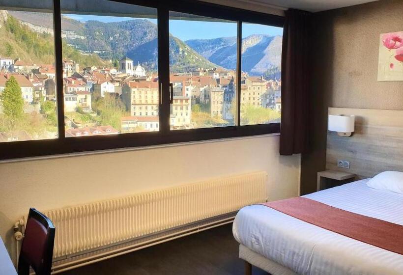 Семейный Номер, Jura Hotel Restaurant Le Panoramic