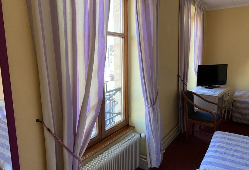 Номер Стандарт, Logis Cit Hôtel Des Vosges 5 Rue De La Gare