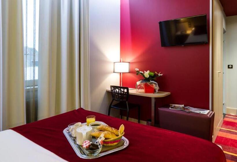 Номер Стандарт, Hôtel Le Châteaubriant
