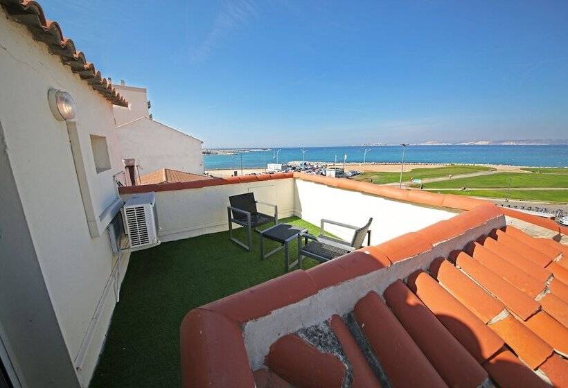 Triple Room Sea View, Hôtel Le Mistral