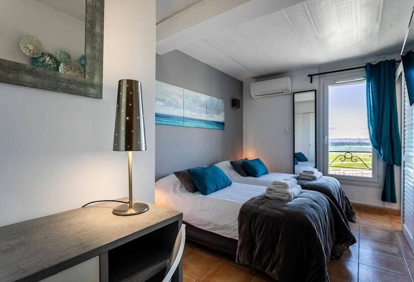 Camera Standard Vista Mare, Hôtel Le Mistral