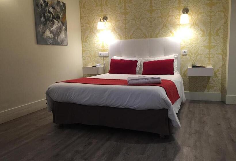 Номер Deluxe, Dauphin