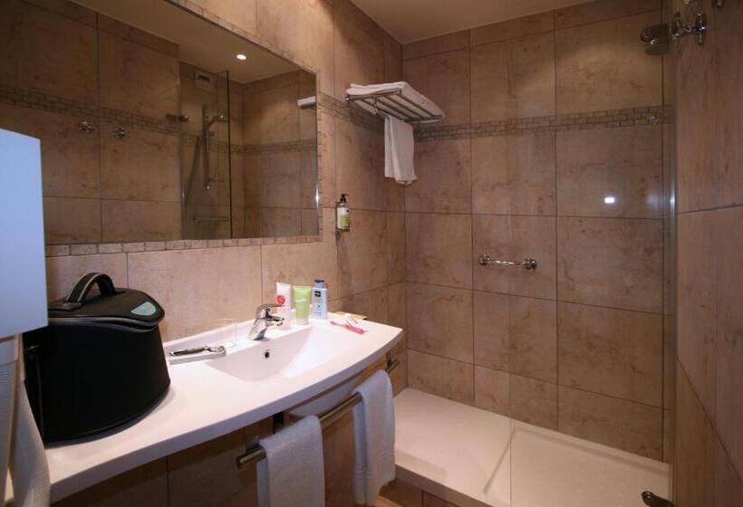 Семейный Номер, Logis Nimotel Hôtel Cosy