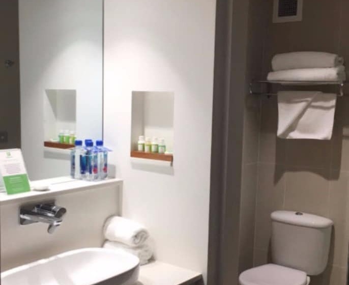Номер Стандарт 2 Двуспальные Кровати, Holiday Inn Suva, An Ihg