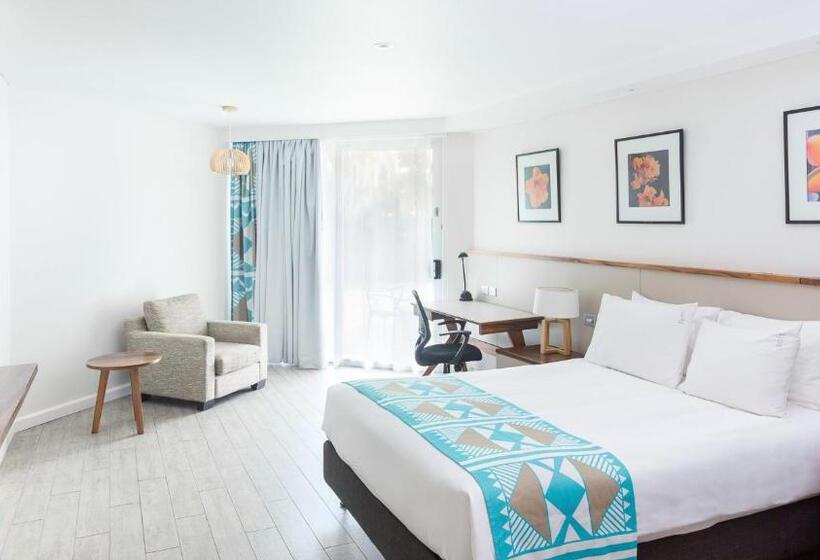 Номер Стандарт Вид на Море, Holiday Inn Suva, An Ihg