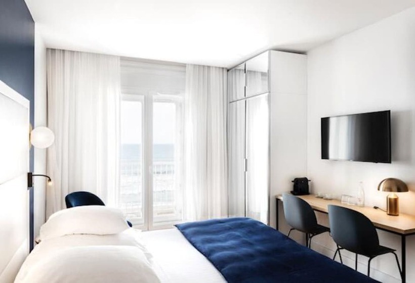 Полулюкс Вид на Море, Le Windsor Biarritz