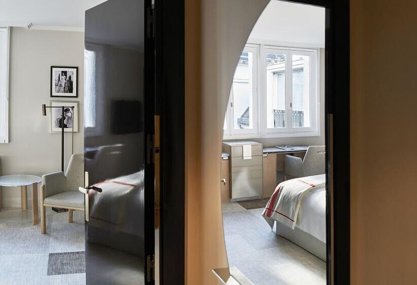 اتاق لوکس, Plaza Athenee  Dorchester Collection