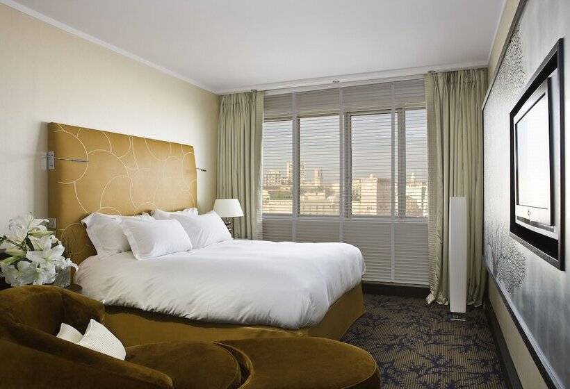 Номер Deluxe с Видом, Sofitel Marseille Vieux Port