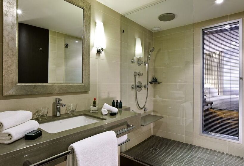Номер Superior, Sofitel Marseille Vieux Port