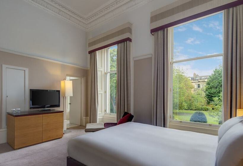 Номер Стандарт, Edinburgh Grosvenor
