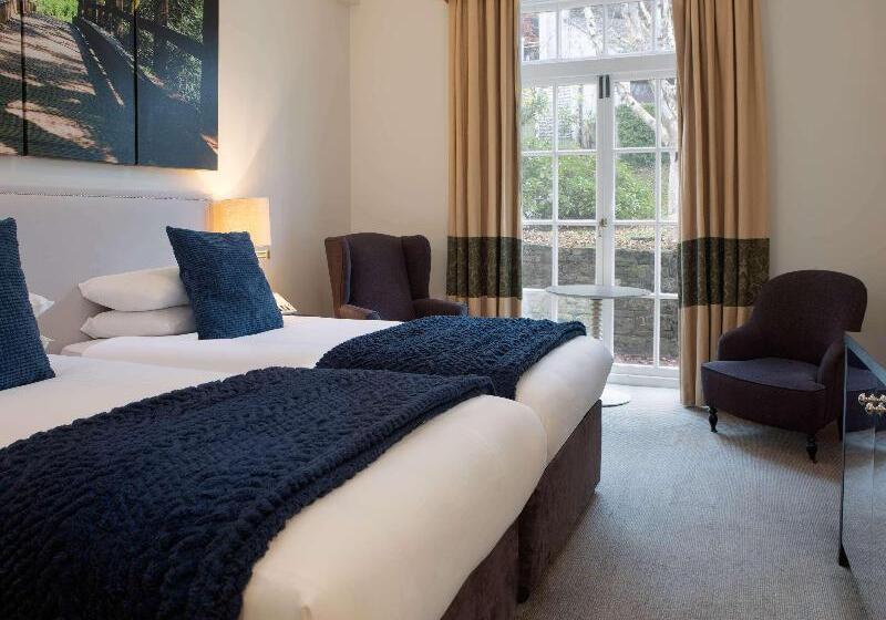חדר סופריור, Mercure Box Hill Burford Bridge
