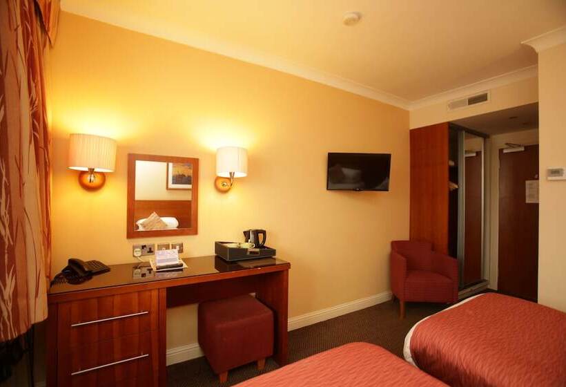 标准间, The Bruce