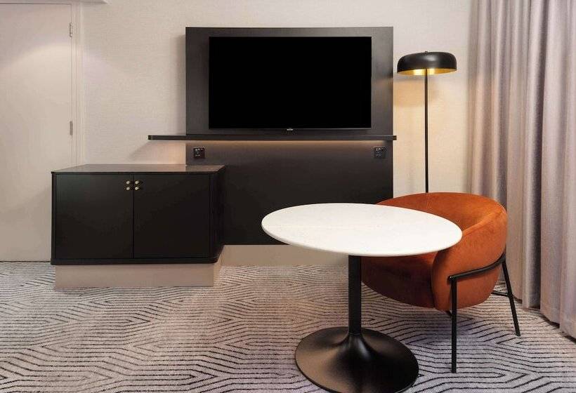 Номер Стандарт Адаптированный для Инвалидов, Hilton London Olympia