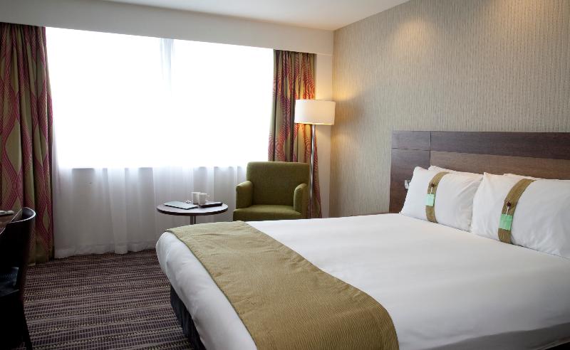 اتاق استاندارد, Holiday Inn London  Wembley