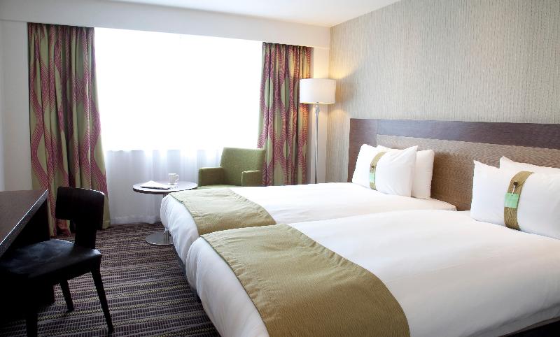 اتاق استاندارد, Holiday Inn London  Wembley