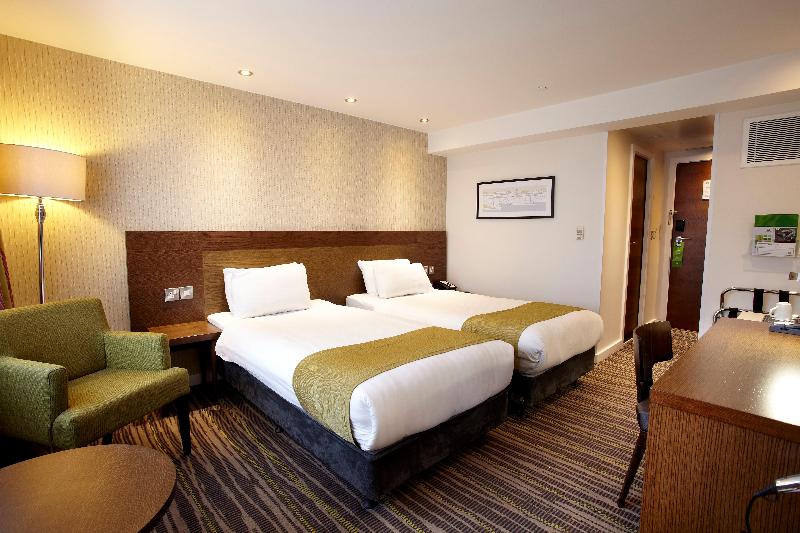 اتاق استاندارد, Holiday Inn London  Wembley