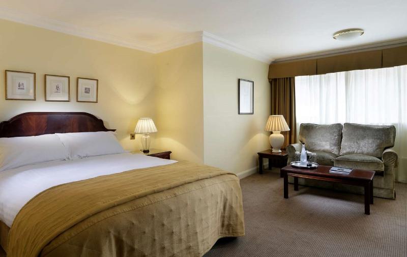 Семейный Номер, Macdonald Alveston Manor Hotel & Spa