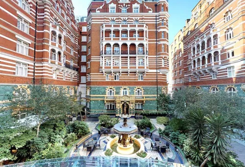 Номер Executive, St. James  Court, A Taj Hotel, London