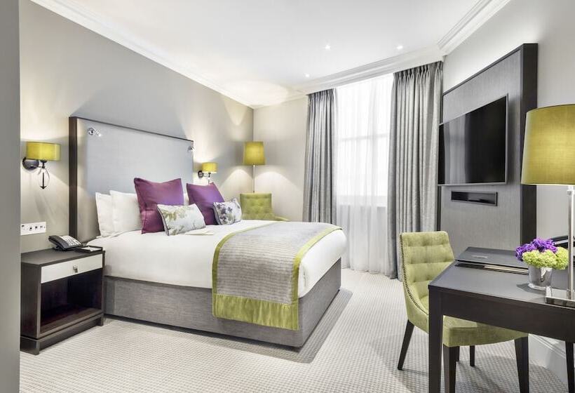 Номер Премиум, St. James  Court, A Taj Hotel, London
