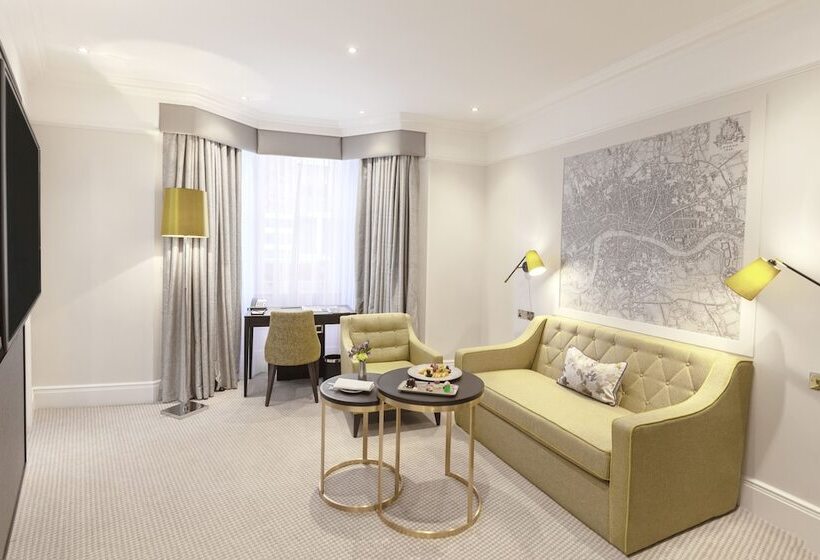 Номер Премиум, St. James  Court, A Taj Hotel, London