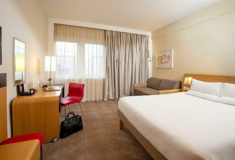수피리어 룸, Novotel London West