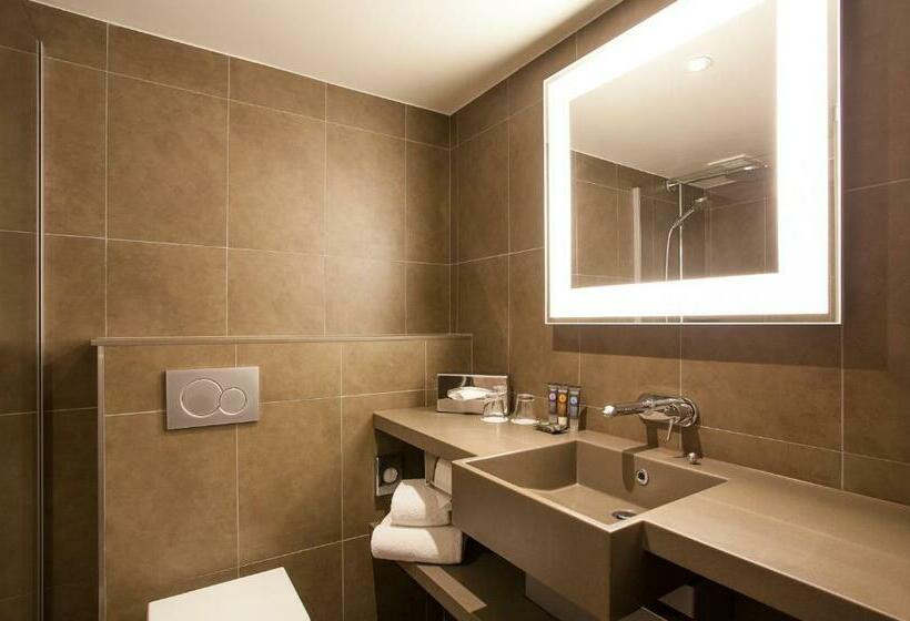 프리미엄 룸, Novotel London West