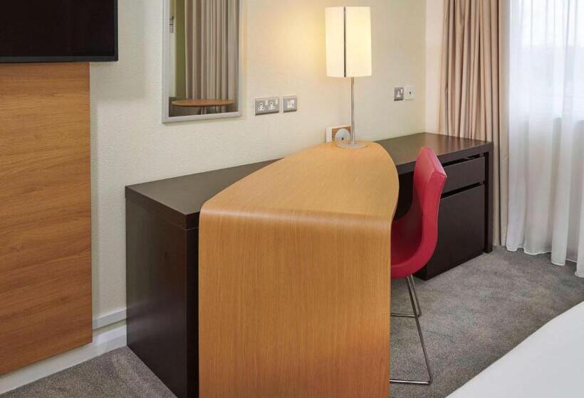 이그제큐티브 룸, Novotel London West