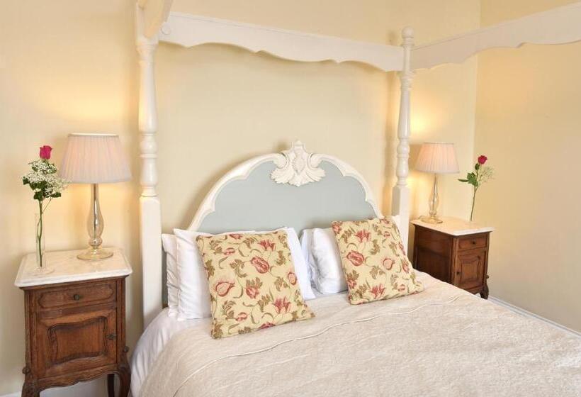 اتاق استاندارد با تخت بزرگ, The Royal Hotel Cromarty